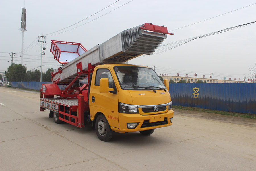 潤(rùn)知星牌SCS5045JGKEQ6型高空作業(yè)車